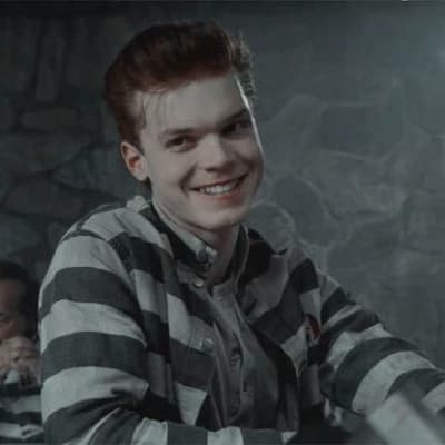 Jerome Valeska thumbnail