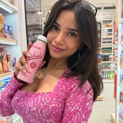 Muskan Karia Indian Influencer thumbnail