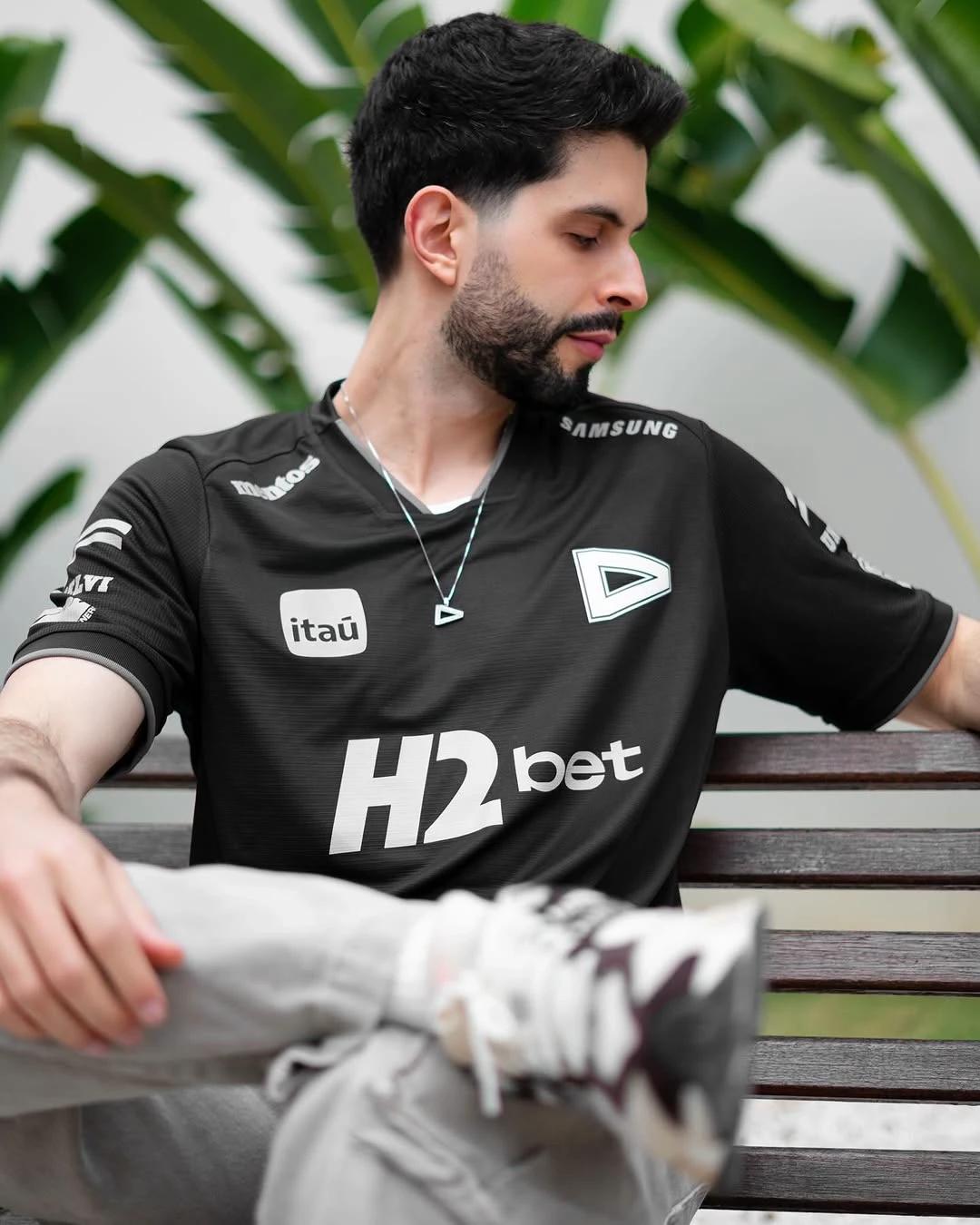 Bruno playhard thumbnail