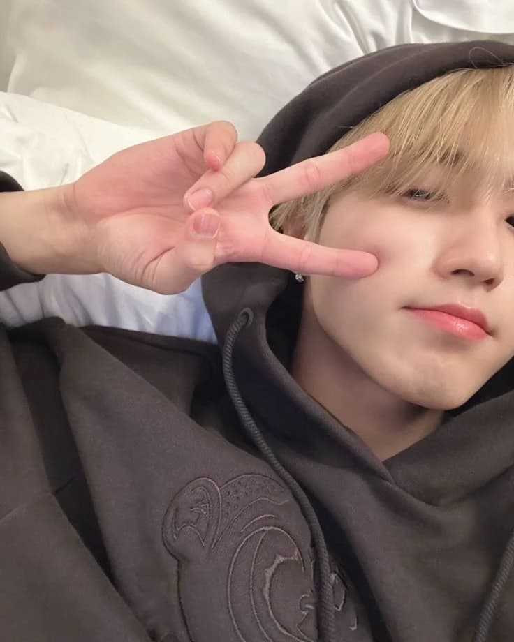 Han Jisung thumbnail
