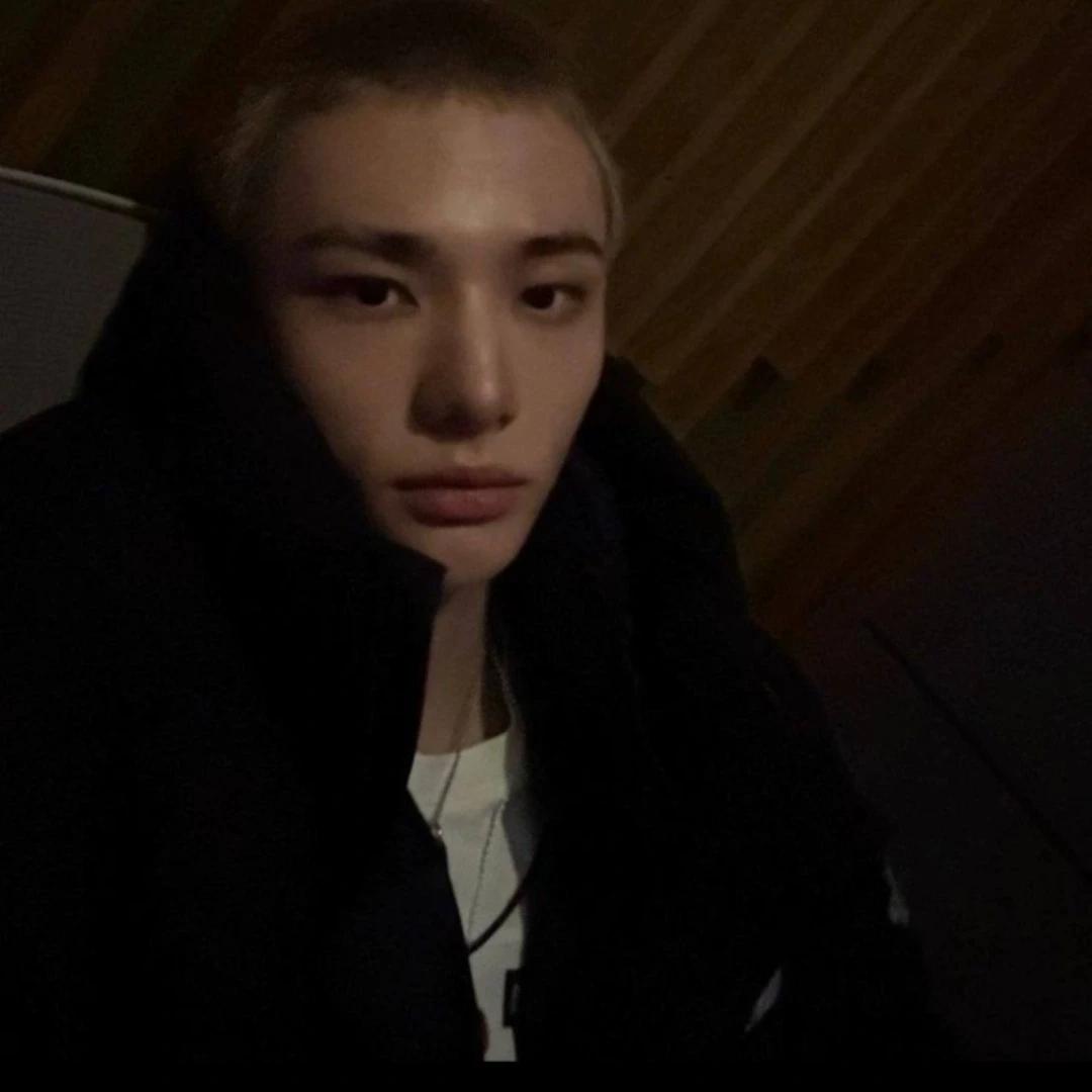 Hyunjin thumbnail