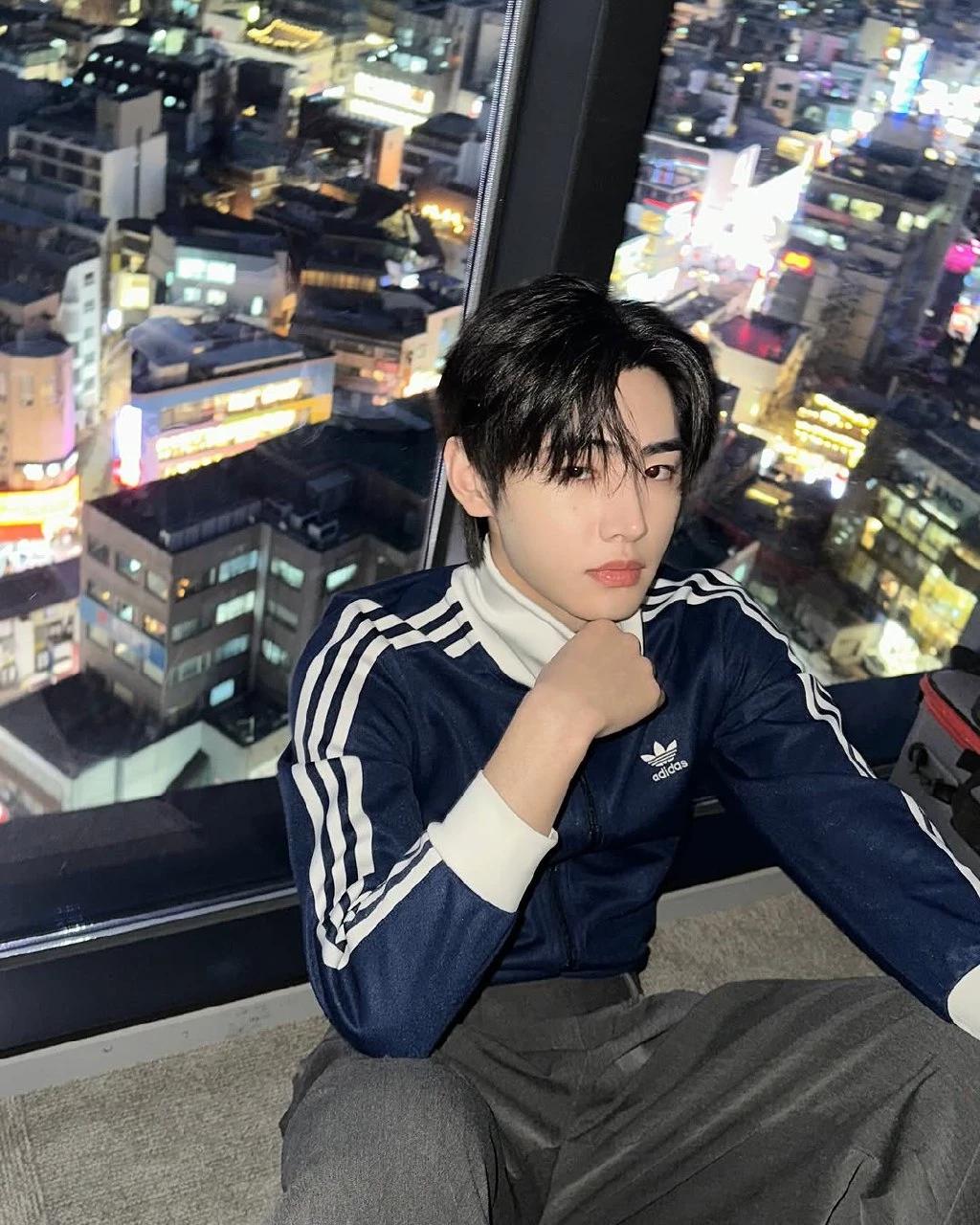 Park Sunghoon  thumbnail