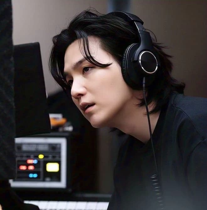 Min yoongi thumbnail
