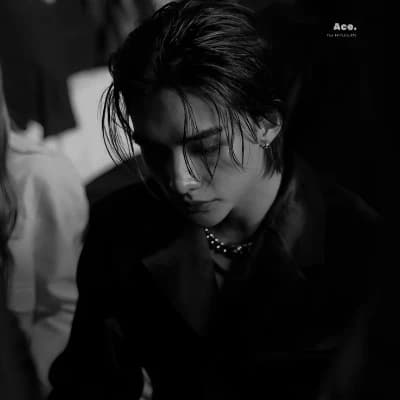 Hyunjin thumbnail