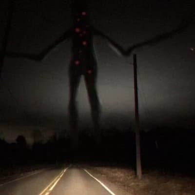 giant with red dots thumbnail