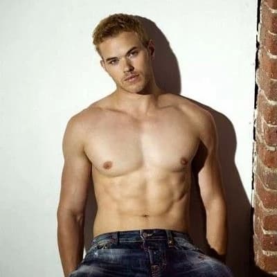 Emmett Cullen thumbnail