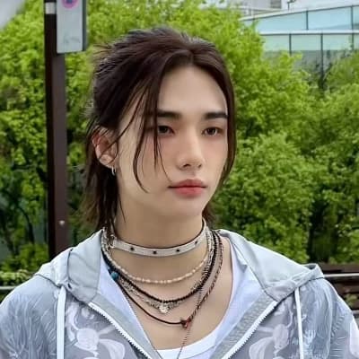Hyunjin thumbnail