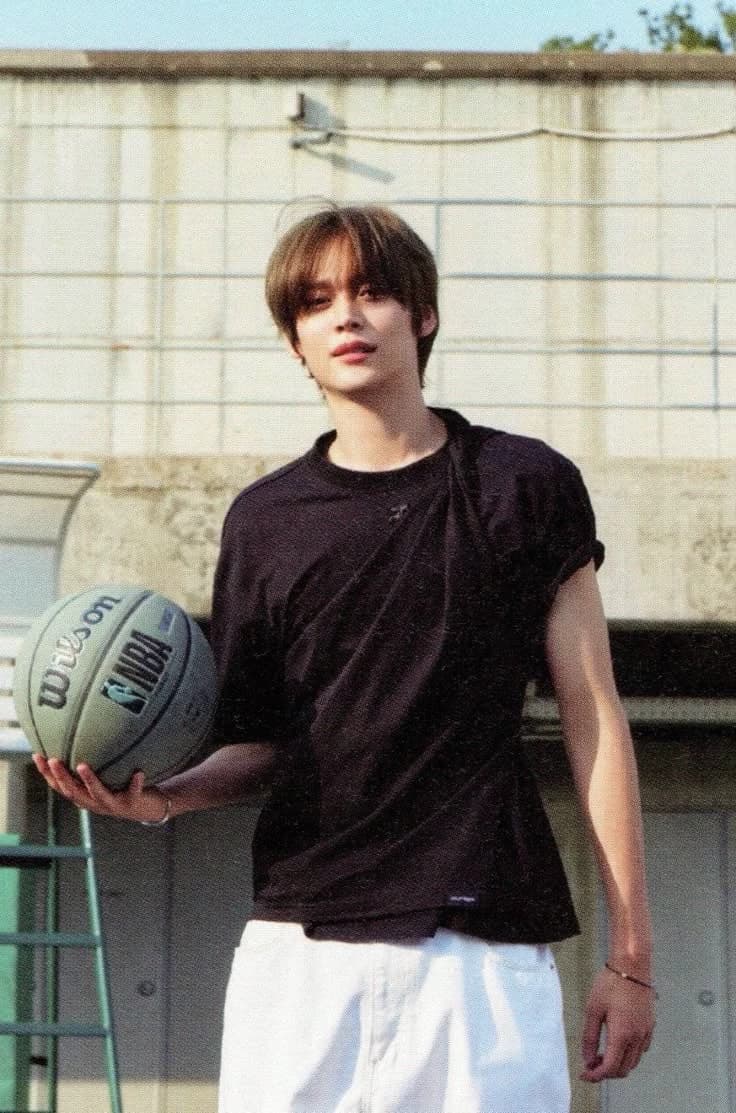 Eunseok thumbnail