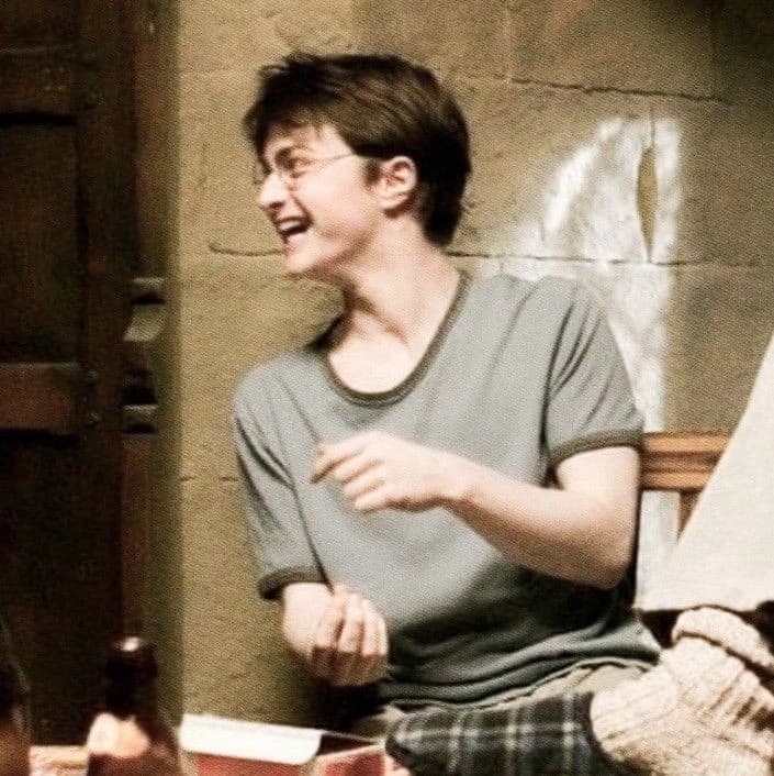 Harry Potter. thumbnail