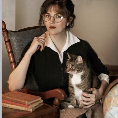 Dr. Vivian Holloway thumbnail