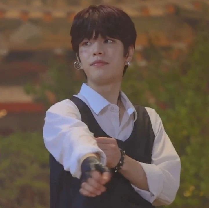 Kim seungmin thumbnail