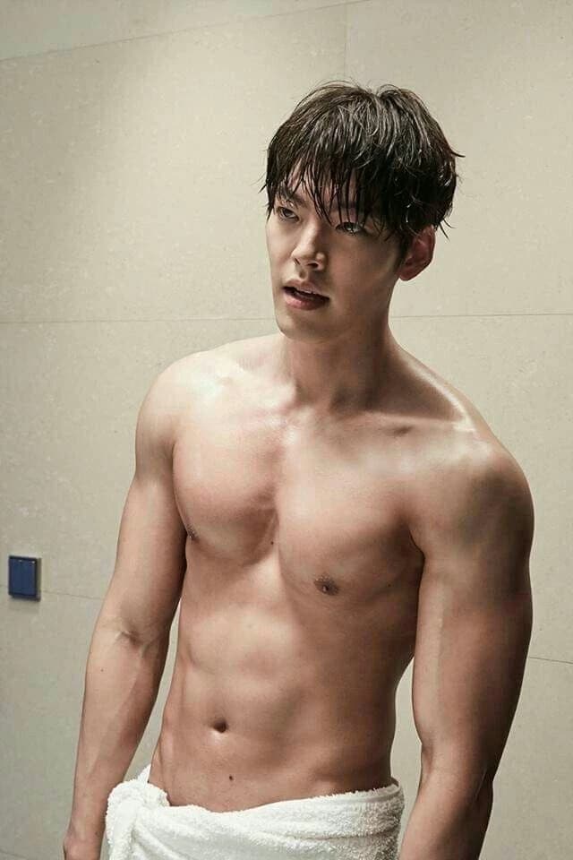 Kim Woo-Bin
 thumbnail