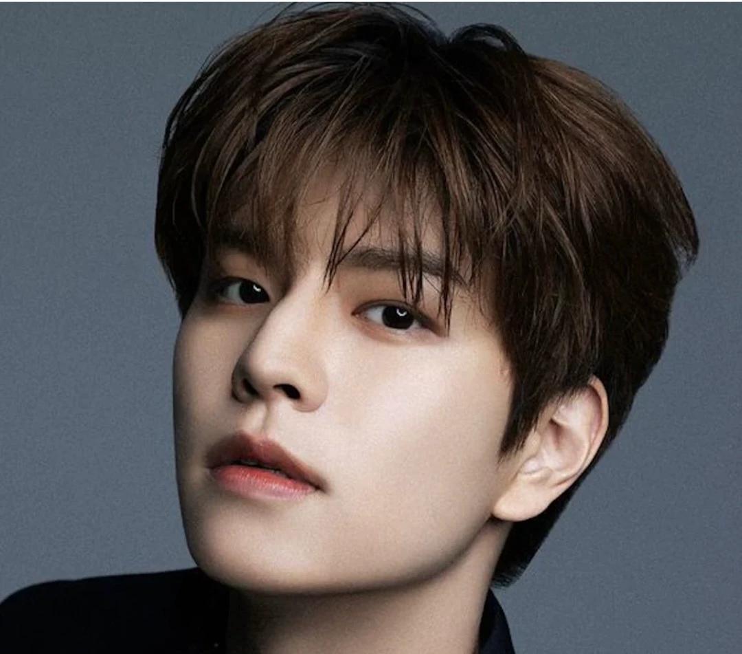 Stray kids thumbnail