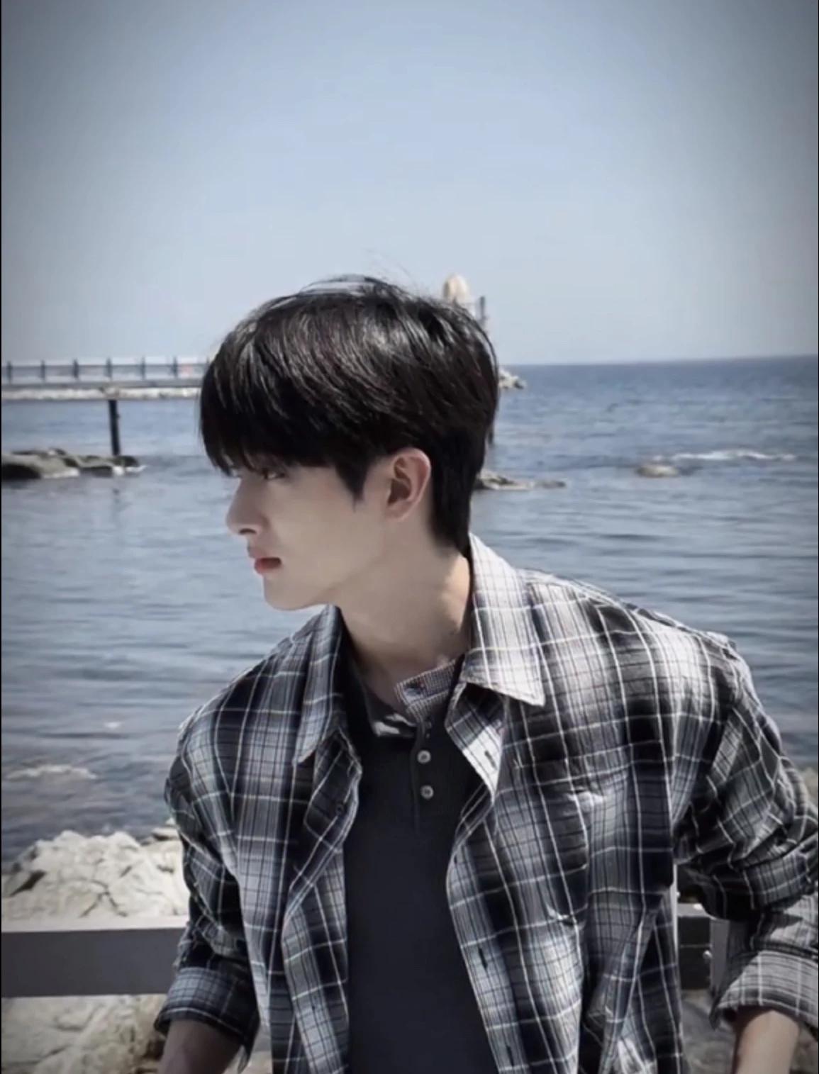 Kim Min Kyu thumbnail