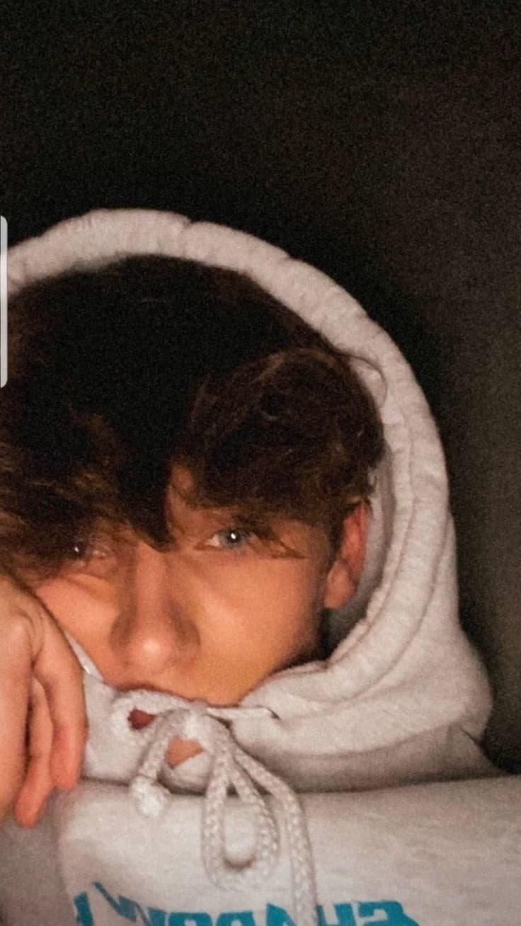 Alejandro thumbnail