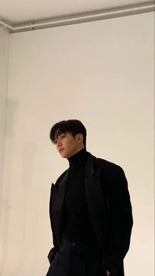 Rowoon  thumbnail