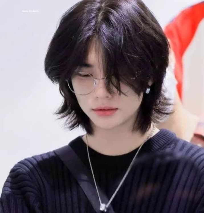 Hyunjin thumbnail