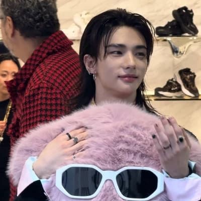 Hyunjin Hwang thumbnail