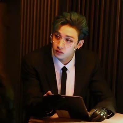  Bang Chan (BL) thumbnail