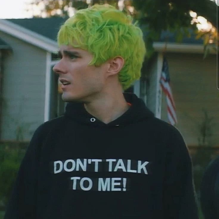 Awsten Knight thumbnail