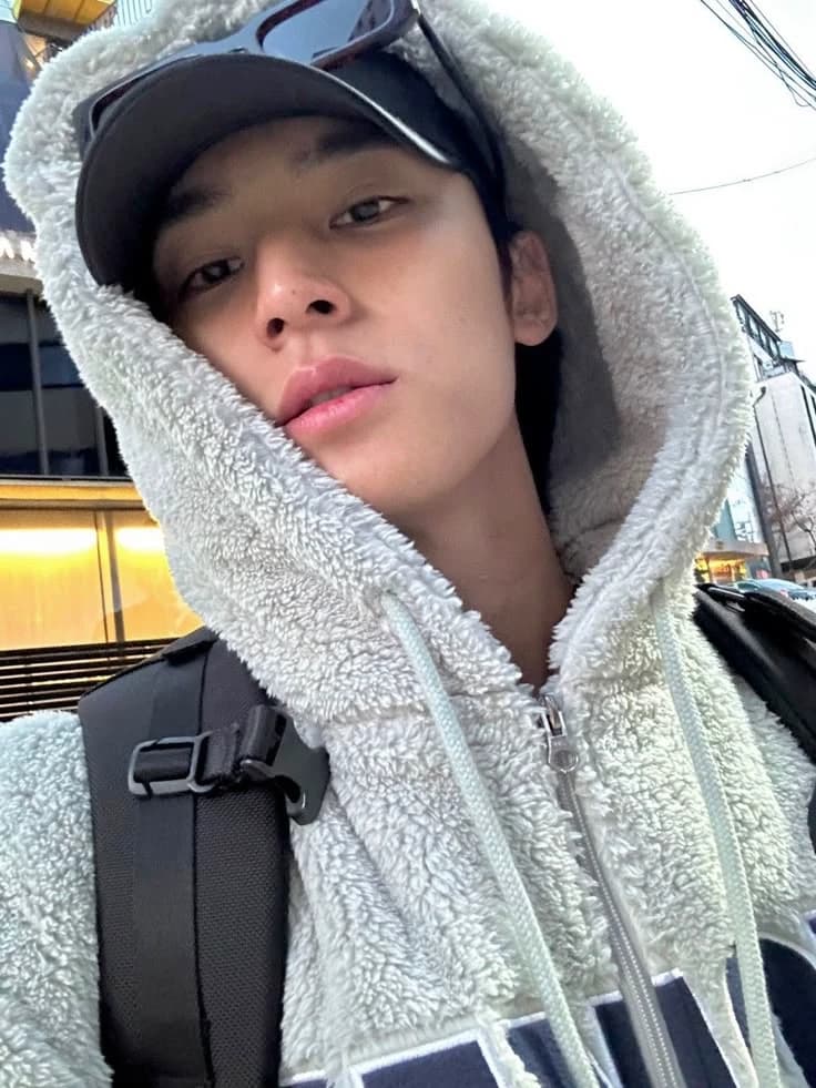Mingyu thumbnail