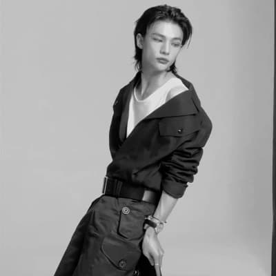 Hwang Hyunjin thumbnail