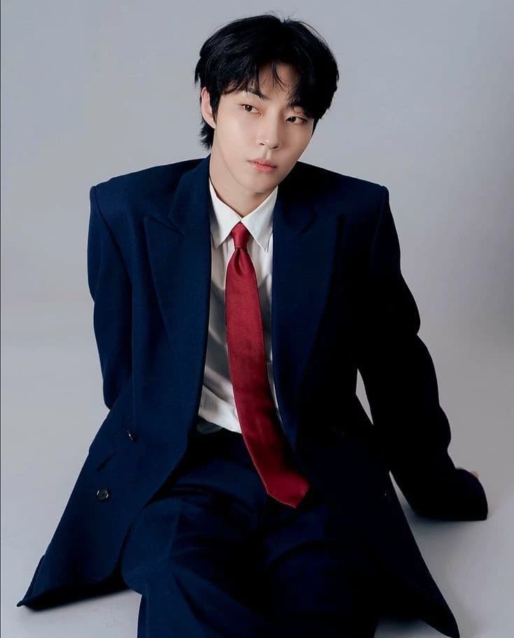 Hwang In-yeop thumbnail