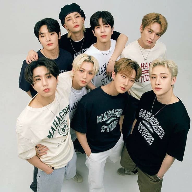 Straykids - Pick me thumbnail