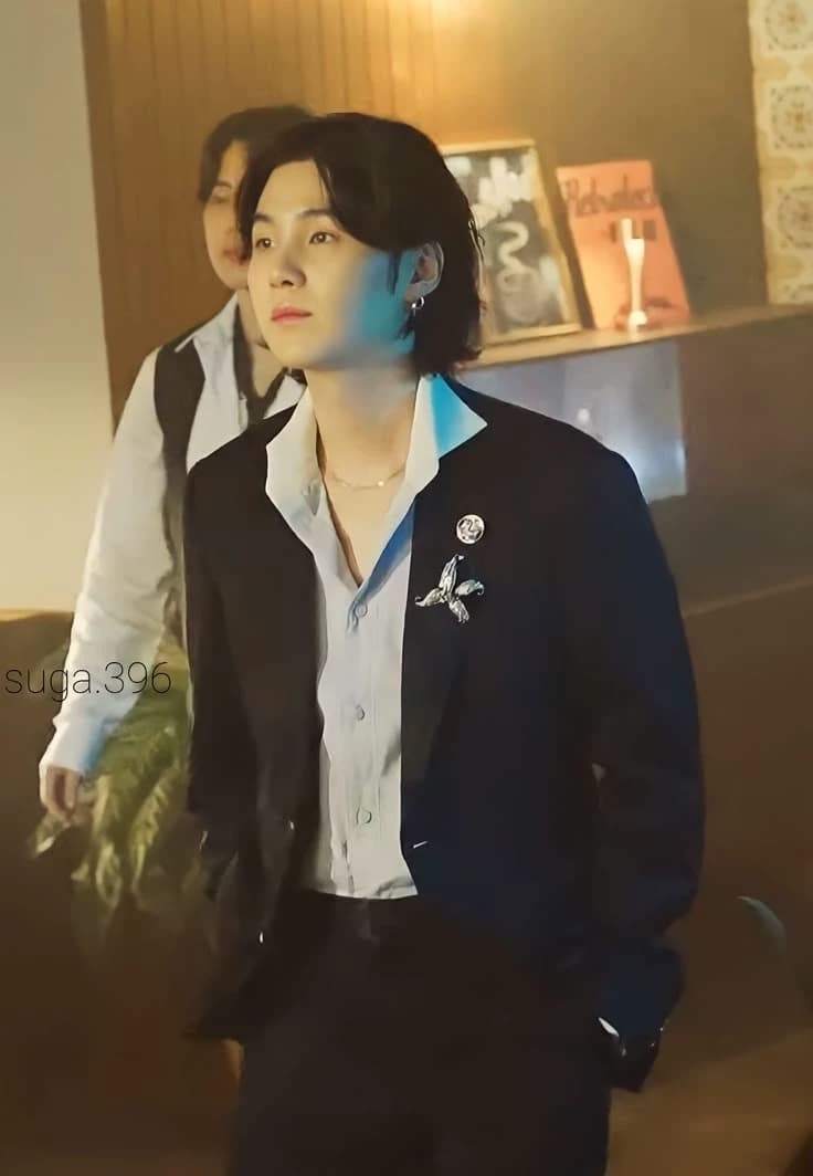 MIN YOONGI thumbnail