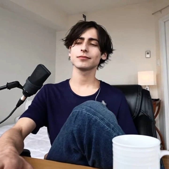 E Dan thumbnail
