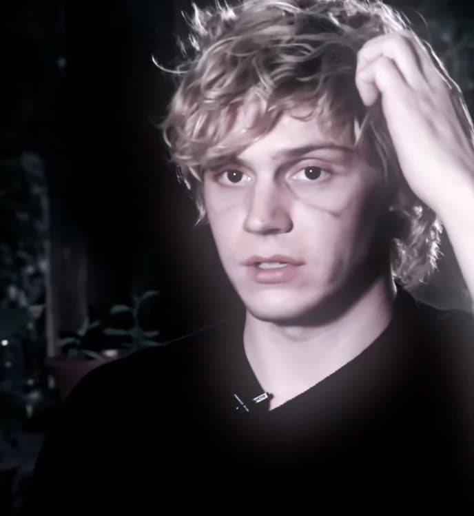 Tate Langdon🎀 thumbnail
