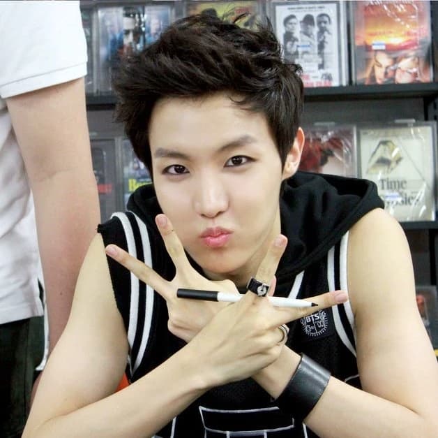 J HOPE thumbnail