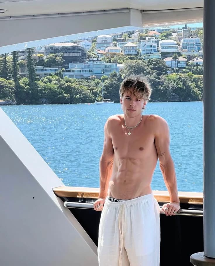 Leonardo thumbnail