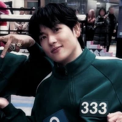 in the Si-Wan (Lee Myung-Gi) thumbnail