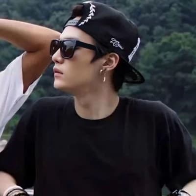 Min Yoongi thumbnail