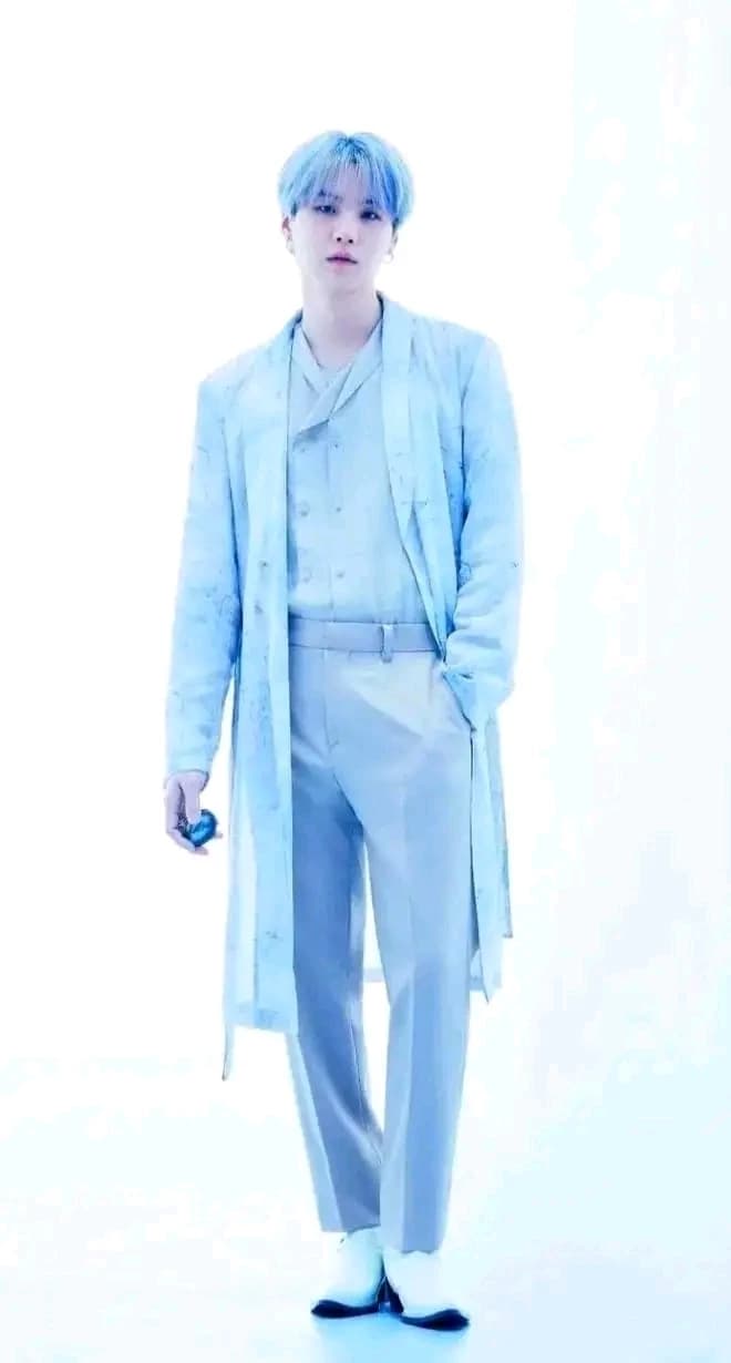 SUGA - yoongi thumbnail