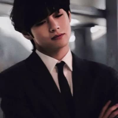 Kim Taehyung thumbnail