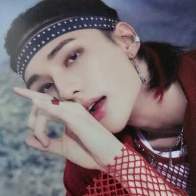 Hyunjin thumbnail