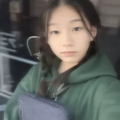 Mia thumbnail