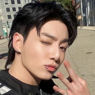 Jeon Jungkook thumbnail