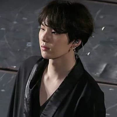 Min Yoongi (Suga) thumbnail