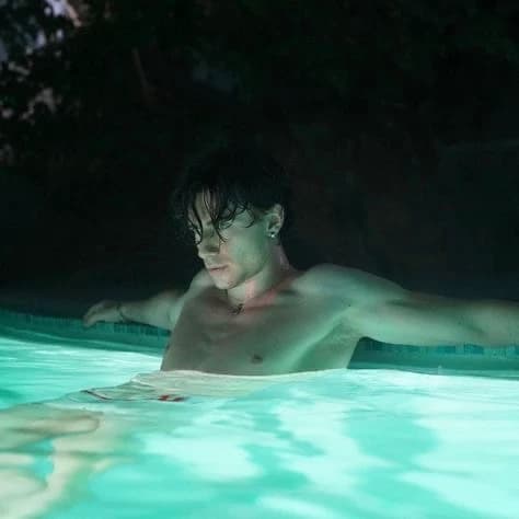 Alex.. thumbnail