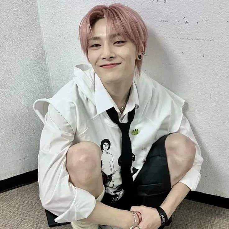 Cheerleader - Jeongin. thumbnail