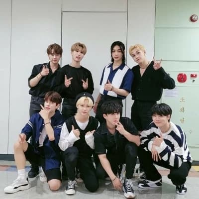 Stray Kids thumbnail