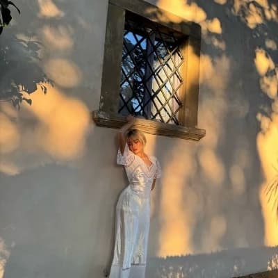 Sabrina carpenter wlw thumbnail