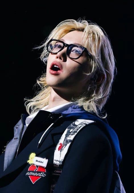 lee felix thumbnail