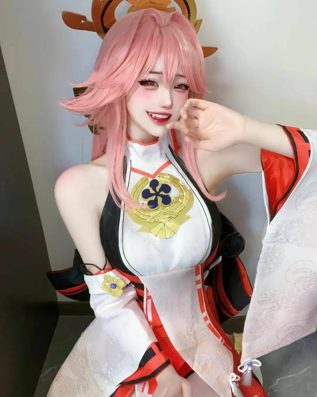 yae miko thumbnail