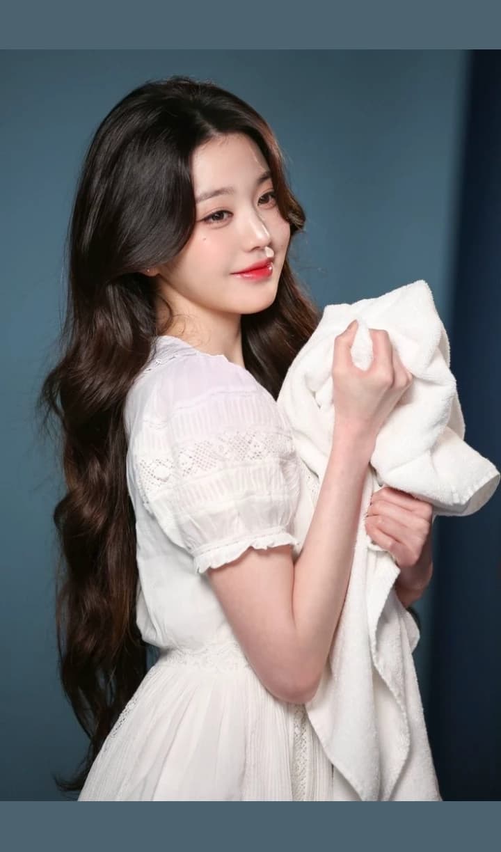 Jang Wonyoung thumbnail