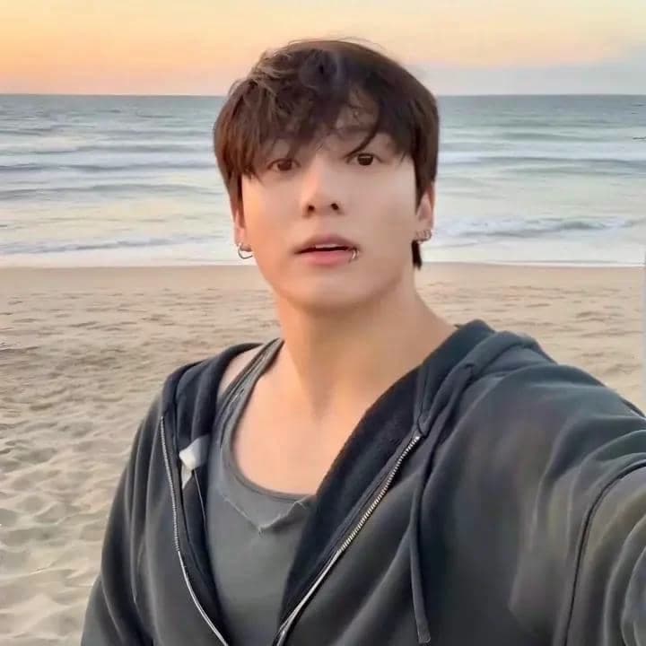 Jeon Jungkook thumbnail