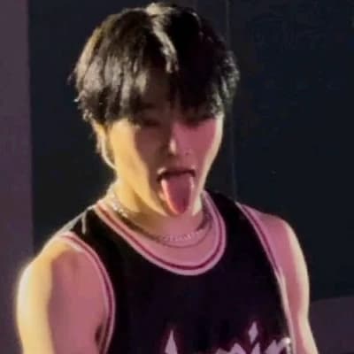 Jeongin thumbnail